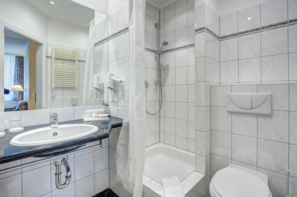 Haus Seeblick Hotel Garni & Ferienwohnungen Zinnowitz Εξωτερικό φωτογραφία